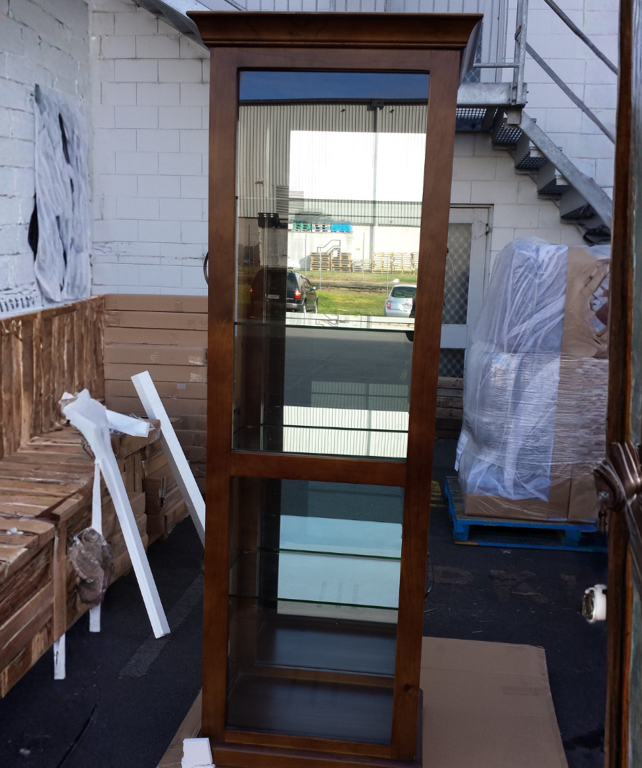 Falcon Display Cabinet - Image 3