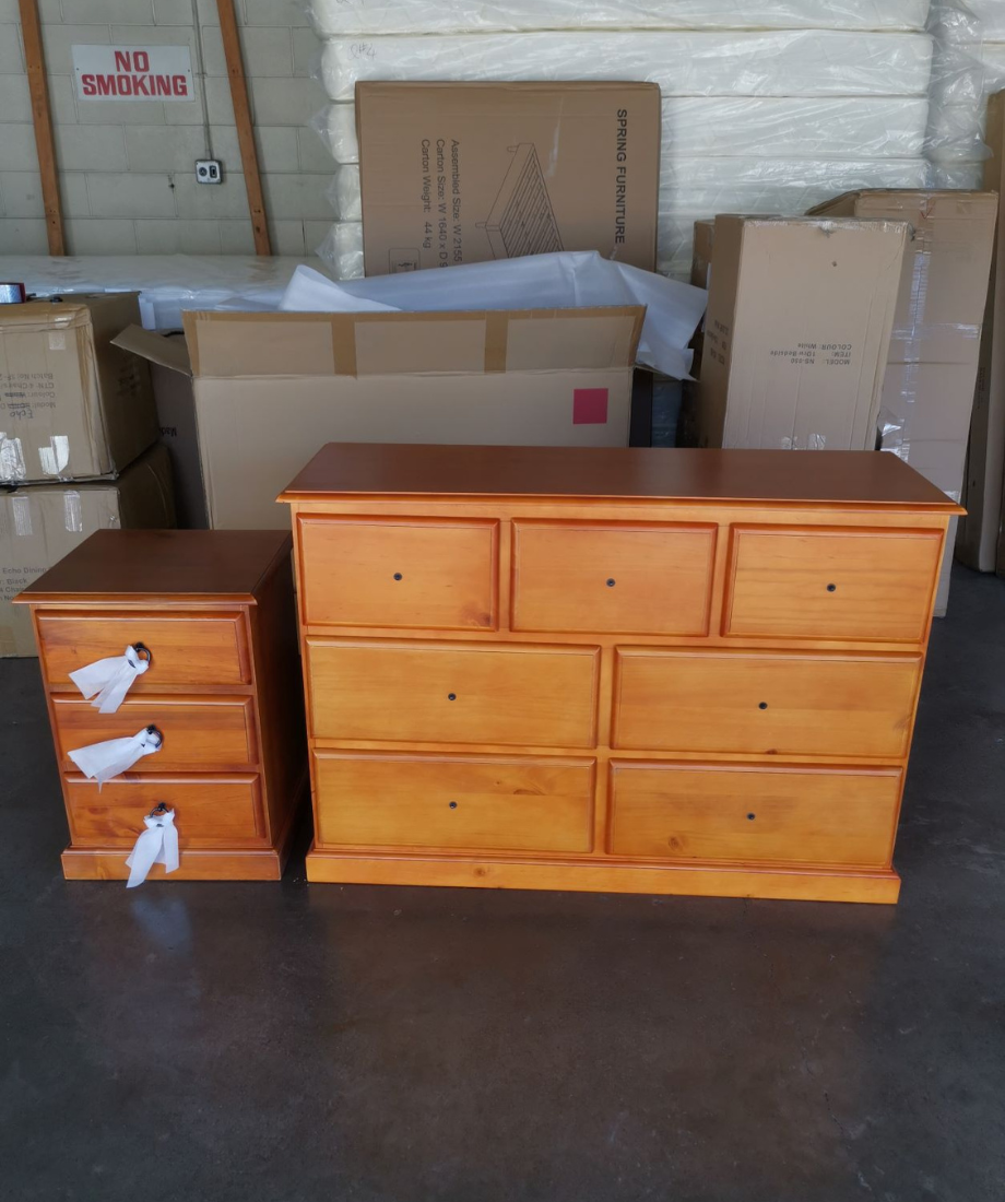 Tibi Bedside - Image 2